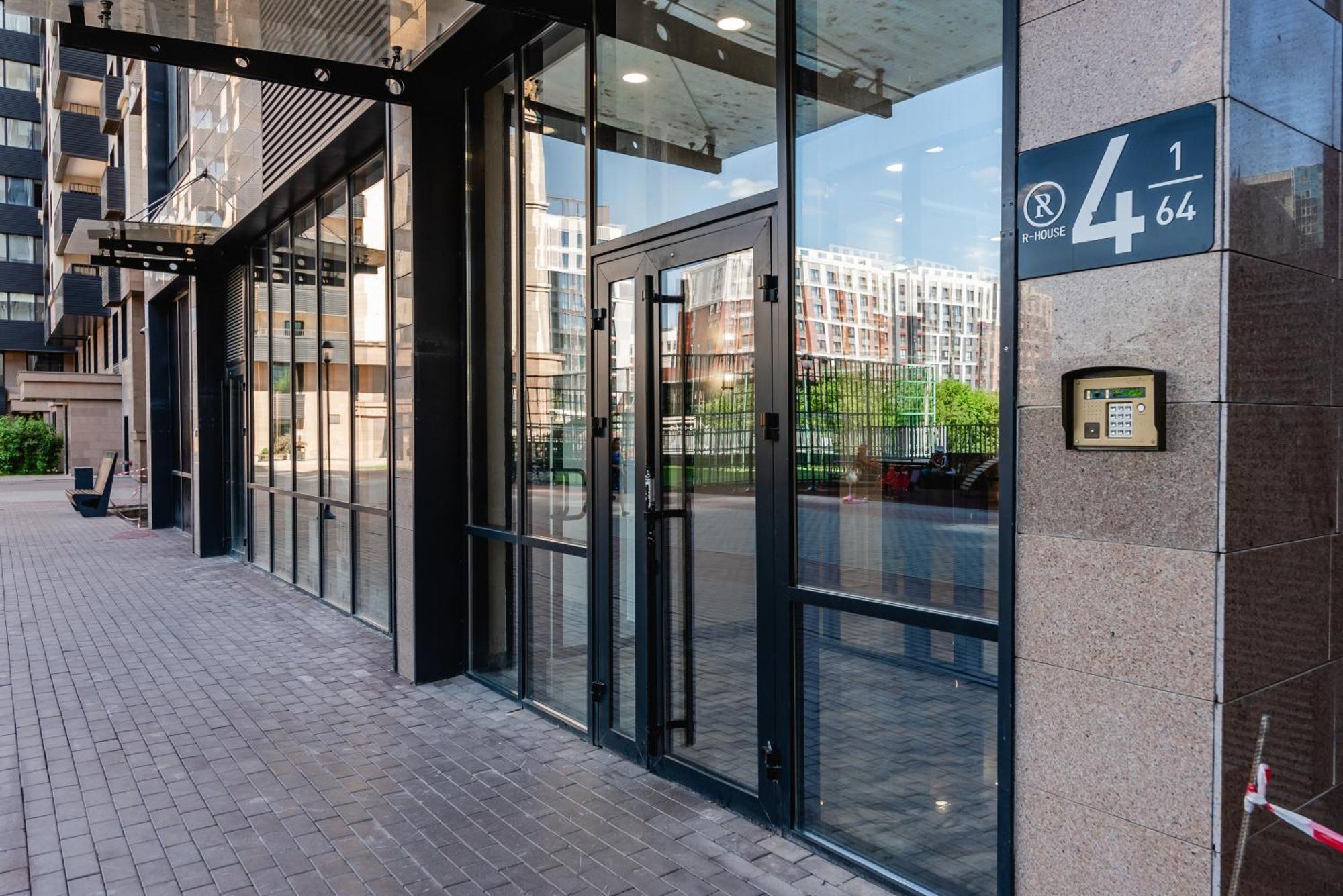 Five Business-Class Rooms In R-House Near Mega Center Almaty Esterno foto