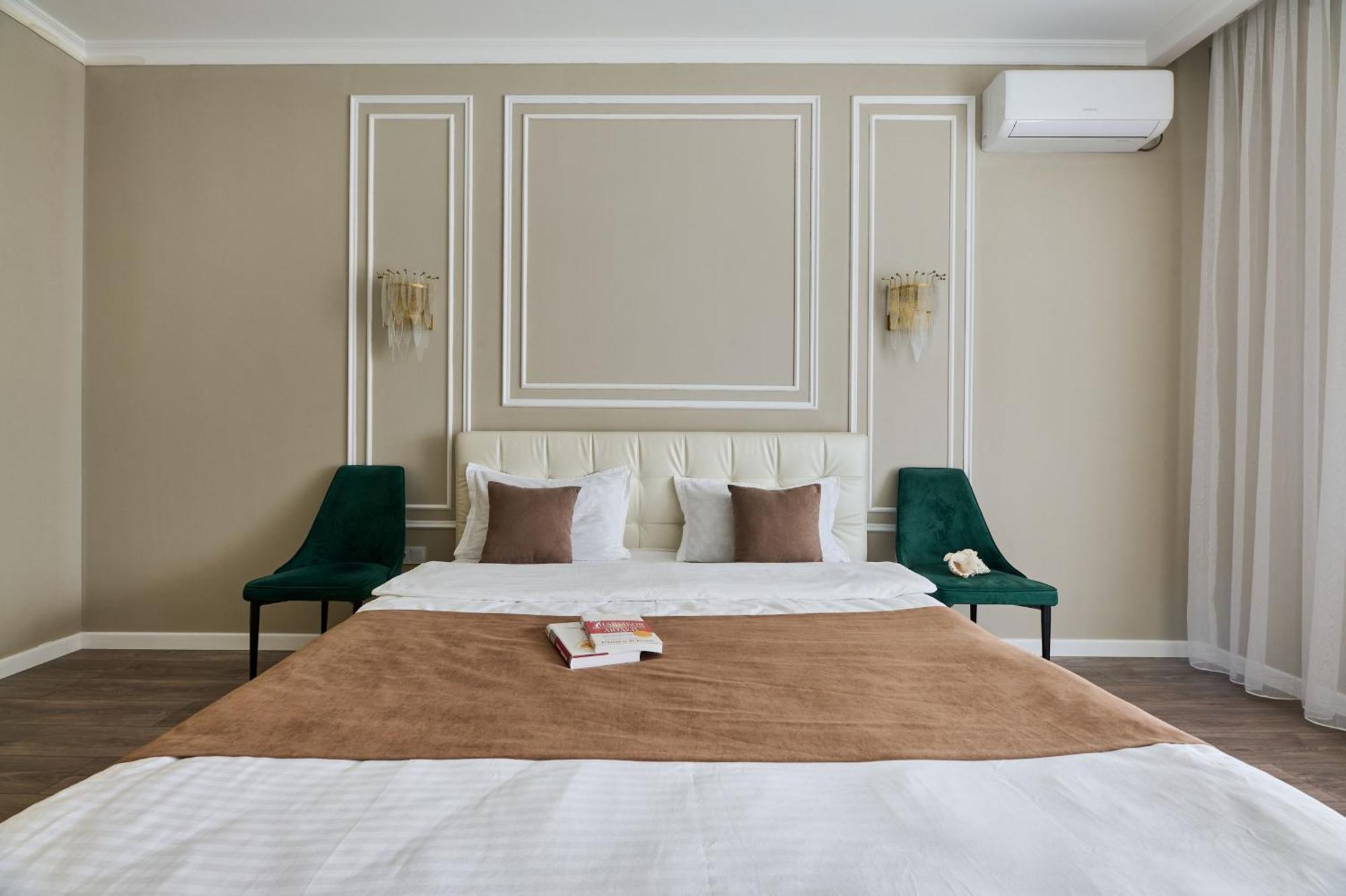 Five Business-Class Rooms In R-House Near Mega Center Almaty Esterno foto